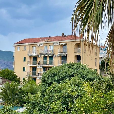 Apartments Milano Herceg Novi Bagian luar foto