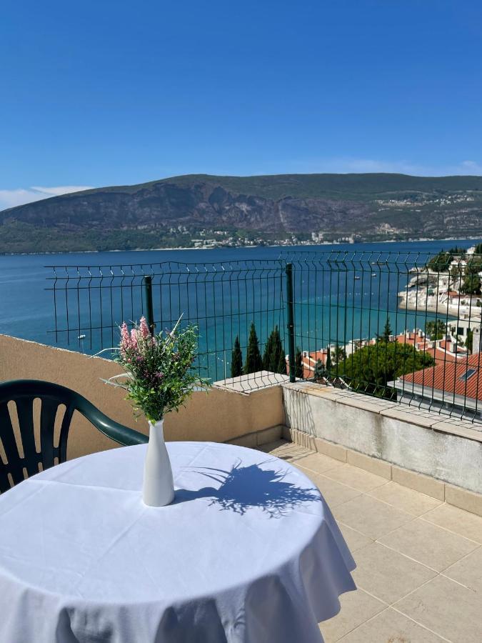 Apartments Milano Herceg Novi Bagian luar foto
